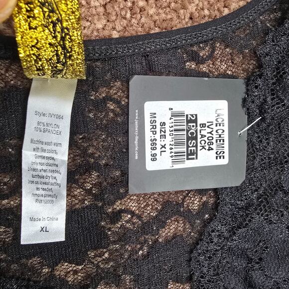 Just Sexy Lingerie XL Black Lace Nightgown Top Flutter Cap Sleeves New - Picture 4 of 9